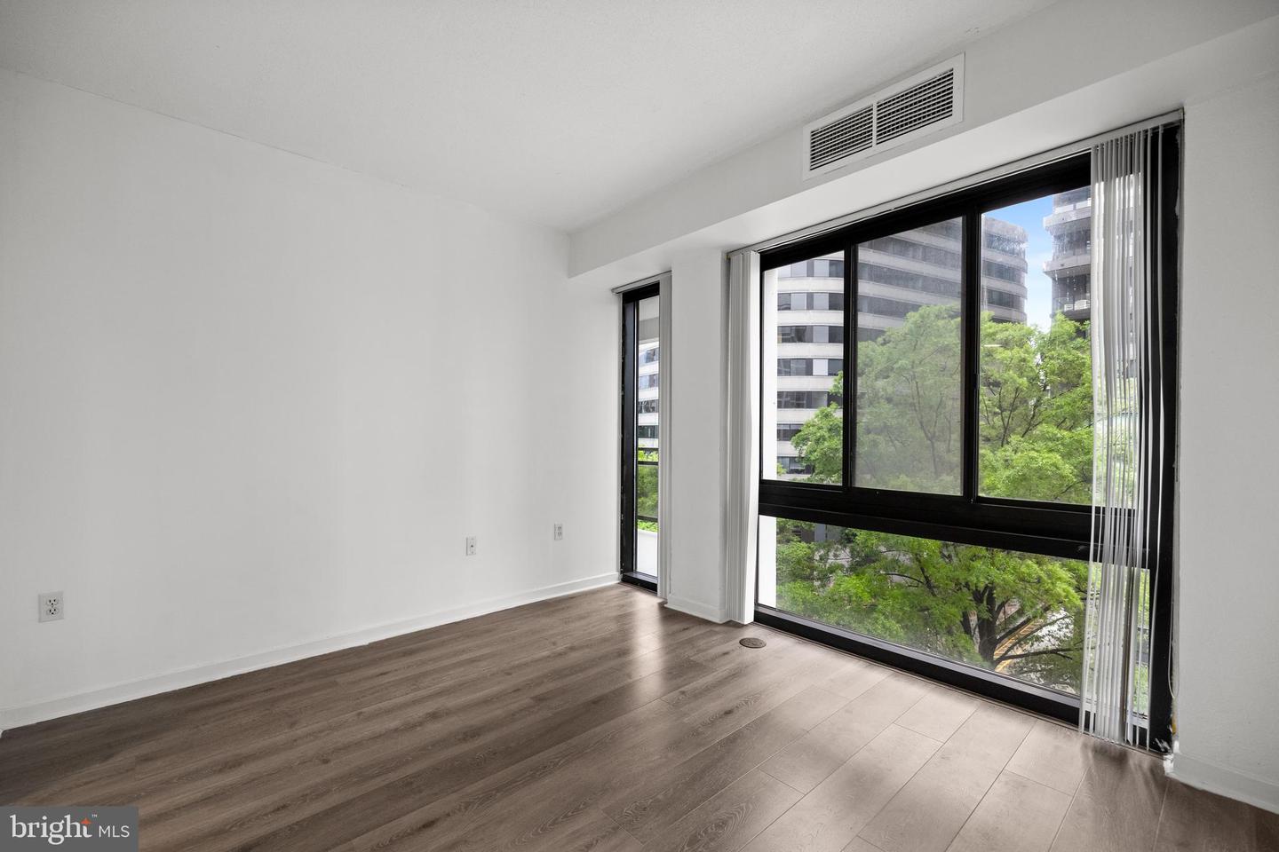 1530 KEY BLVD #617, ARLINGTON, Virginia 22209, 1 Bedroom Bedrooms, ,1 BathroomBathrooms,Residential,For sale,1530 KEY BLVD #617,VAAR2057096 MLS # VAAR2057096