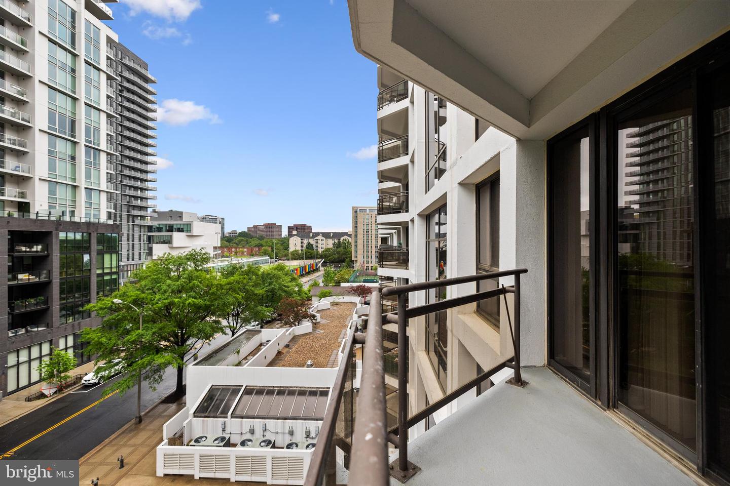 1530 KEY BLVD #617, ARLINGTON, Virginia 22209, 1 Bedroom Bedrooms, ,1 BathroomBathrooms,Residential,For sale,1530 KEY BLVD #617,VAAR2057096 MLS # VAAR2057096