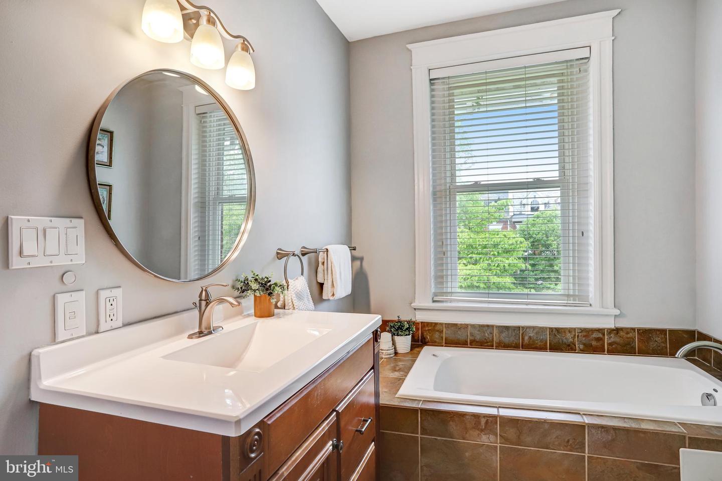 1326 OTIS PL NW, WASHINGTON, District Of Columbia 20010, 4 Bedrooms Bedrooms, ,2 BathroomsBathrooms,Residential,For sale,1326 OTIS PL NW,DCDC2199124 MLS # DCDC2199124
