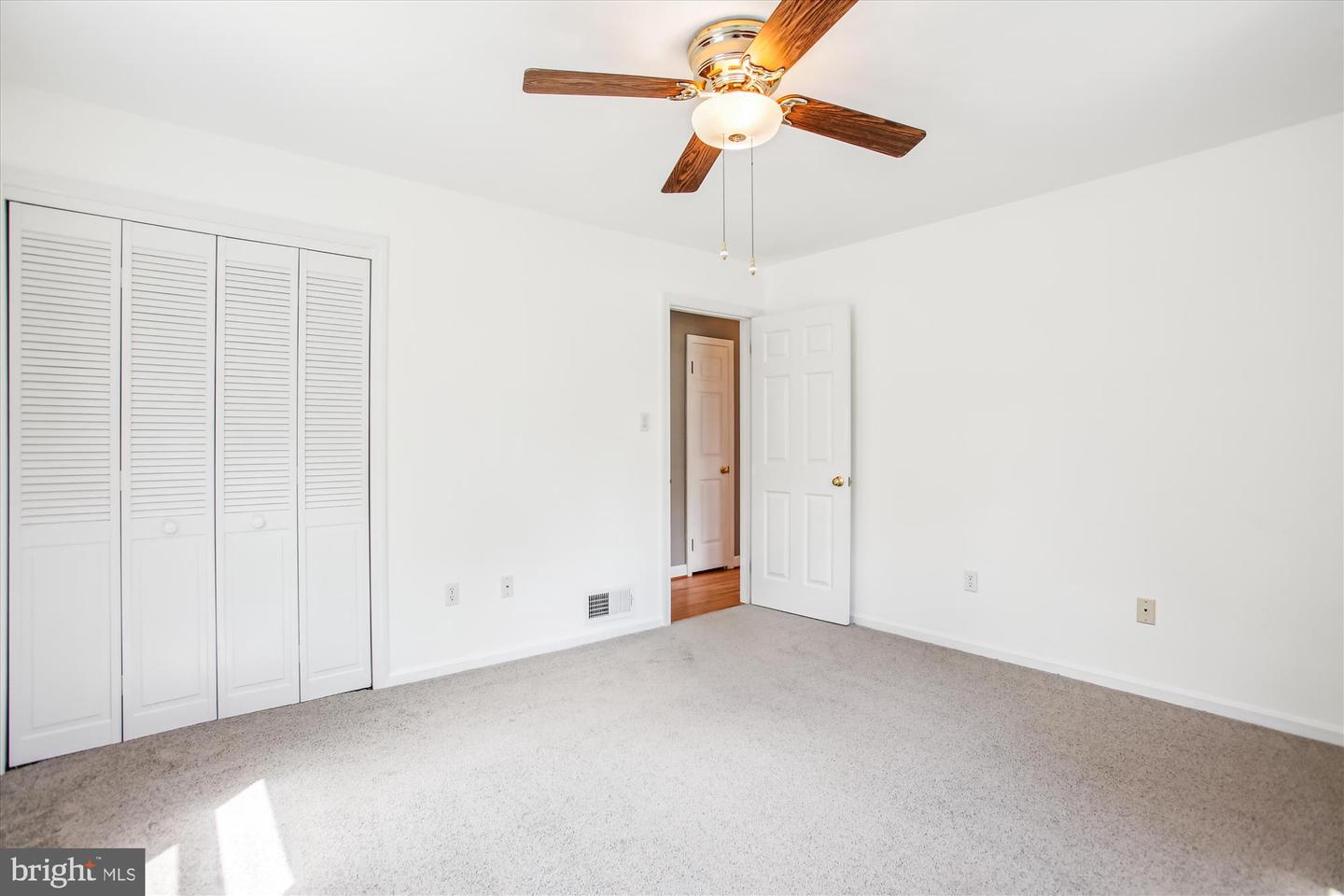 8014 MARTHA WASHINGTON ST, ALEXANDRIA, Virginia 22309, 2 Bedrooms Bedrooms, ,1 BathroomBathrooms,Residential,For sale,8014 MARTHA WASHINGTON ST,VAFX2238828 MLS # VAFX2238828