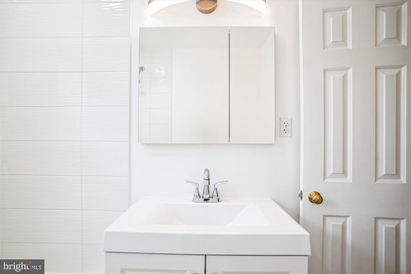 8014 MARTHA WASHINGTON ST, ALEXANDRIA, Virginia 22309, 2 Bedrooms Bedrooms, ,1 BathroomBathrooms,Residential,For sale,8014 MARTHA WASHINGTON ST,VAFX2238828 MLS # VAFX2238828