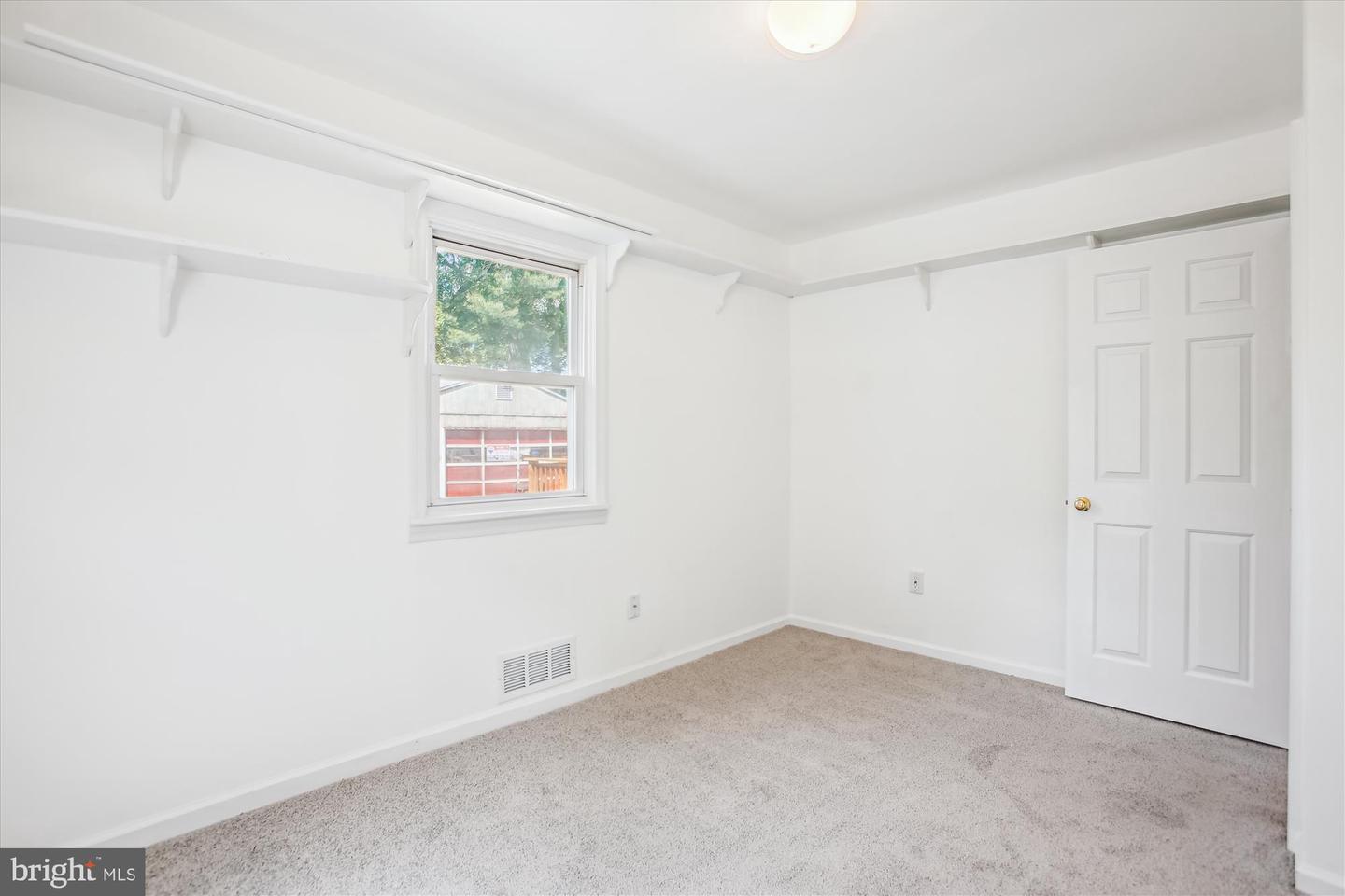 8014 MARTHA WASHINGTON ST, ALEXANDRIA, Virginia 22309, 2 Bedrooms Bedrooms, ,1 BathroomBathrooms,Residential,For sale,8014 MARTHA WASHINGTON ST,VAFX2238828 MLS # VAFX2238828