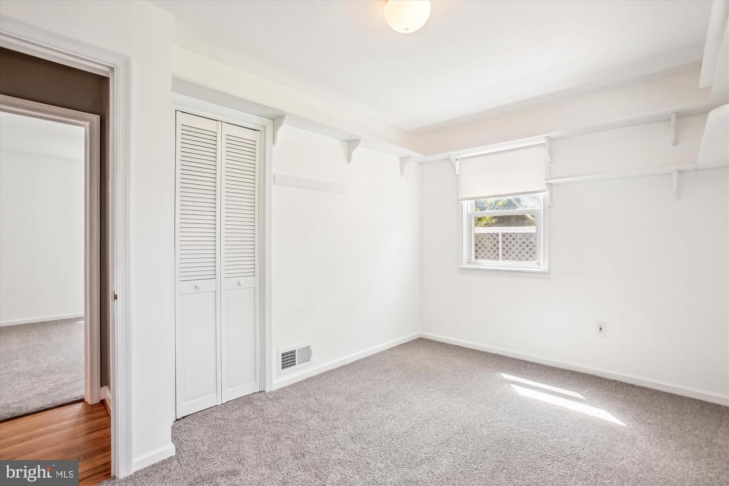 8014 MARTHA WASHINGTON ST, ALEXANDRIA, Virginia 22309, 2 Bedrooms Bedrooms, ,1 BathroomBathrooms,Residential,For sale,8014 MARTHA WASHINGTON ST,VAFX2238828 MLS # VAFX2238828