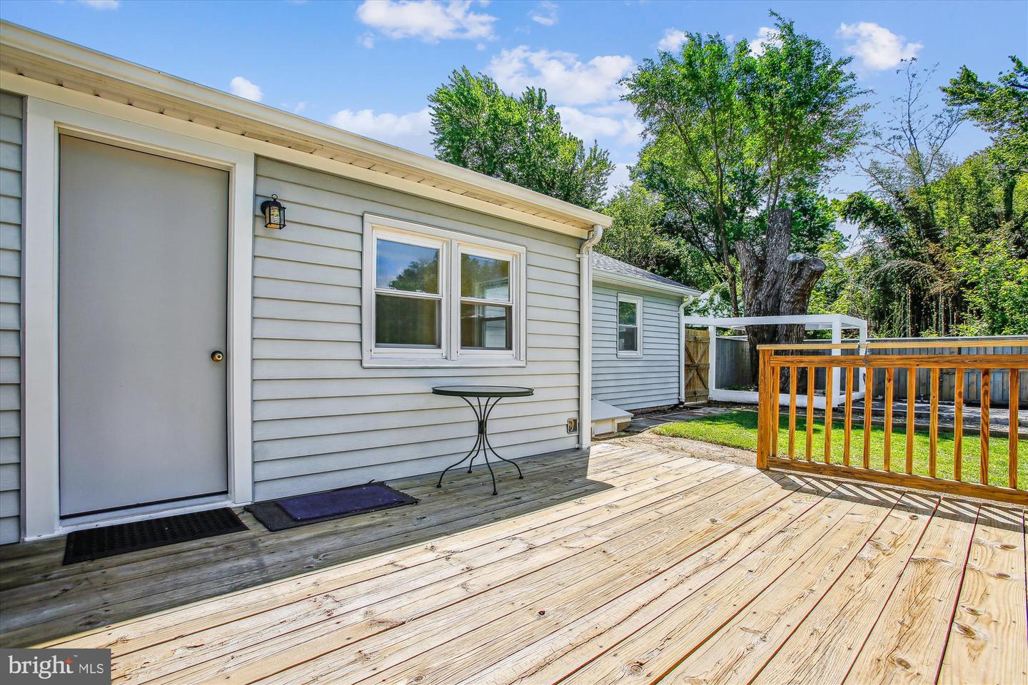 8014 MARTHA WASHINGTON ST, ALEXANDRIA, Virginia 22309, 2 Bedrooms Bedrooms, ,1 BathroomBathrooms,Residential,For sale,8014 MARTHA WASHINGTON ST,VAFX2238828 MLS # VAFX2238828
