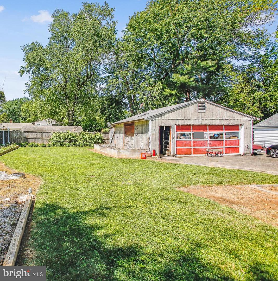 8014 MARTHA WASHINGTON ST, ALEXANDRIA, Virginia 22309, 2 Bedrooms Bedrooms, ,1 BathroomBathrooms,Residential,For sale,8014 MARTHA WASHINGTON ST,VAFX2238828 MLS # VAFX2238828