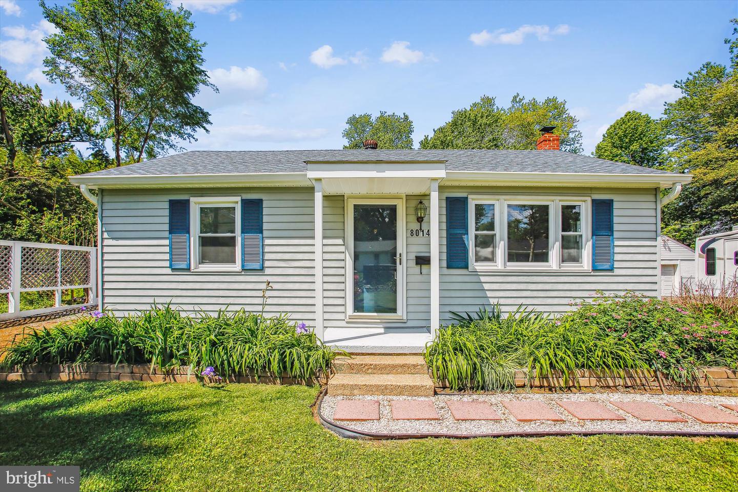 8014 MARTHA WASHINGTON ST, ALEXANDRIA, Virginia 22309, 2 Bedrooms Bedrooms, ,1 BathroomBathrooms,Residential,For sale,8014 MARTHA WASHINGTON ST,VAFX2238828 MLS # VAFX2238828