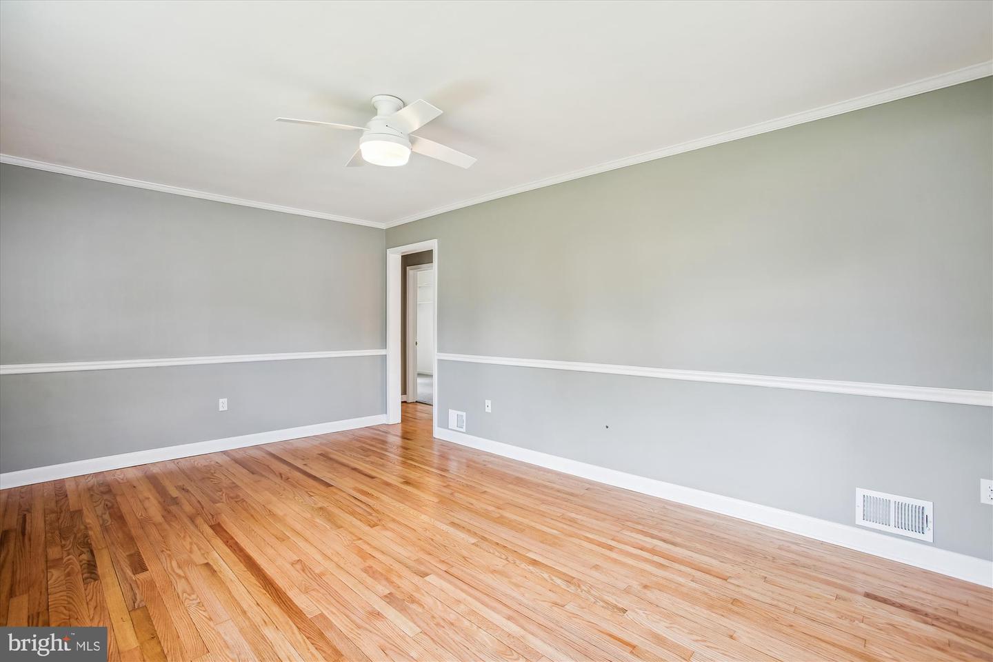 8014 MARTHA WASHINGTON ST, ALEXANDRIA, Virginia 22309, 2 Bedrooms Bedrooms, ,1 BathroomBathrooms,Residential,For sale,8014 MARTHA WASHINGTON ST,VAFX2238828 MLS # VAFX2238828