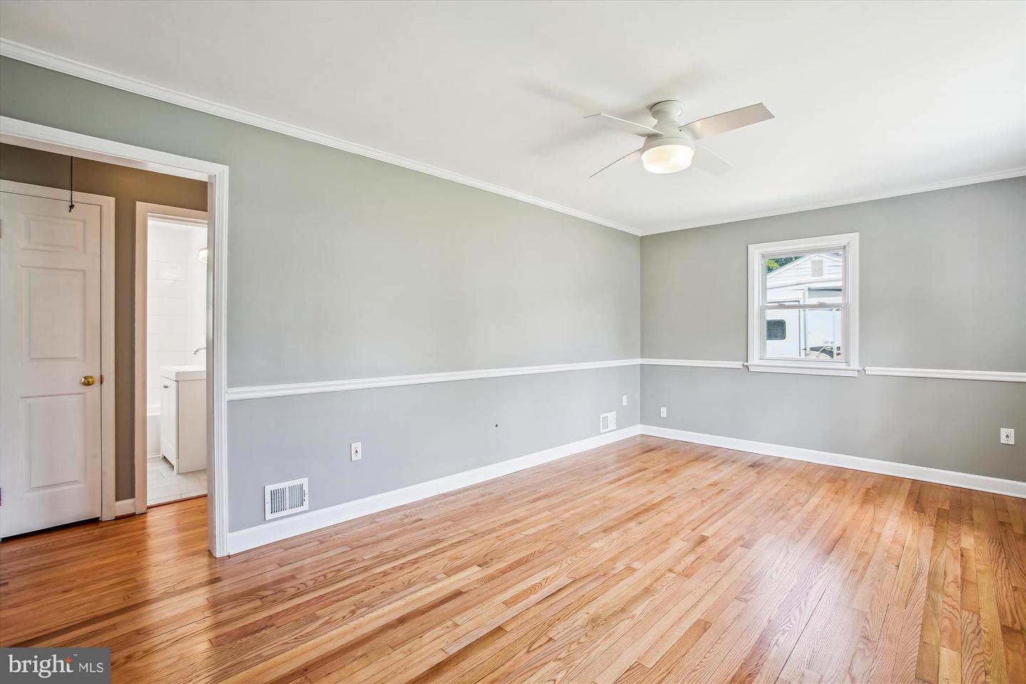 8014 MARTHA WASHINGTON ST, ALEXANDRIA, Virginia 22309, 2 Bedrooms Bedrooms, ,1 BathroomBathrooms,Residential,For sale,8014 MARTHA WASHINGTON ST,VAFX2238828 MLS # VAFX2238828