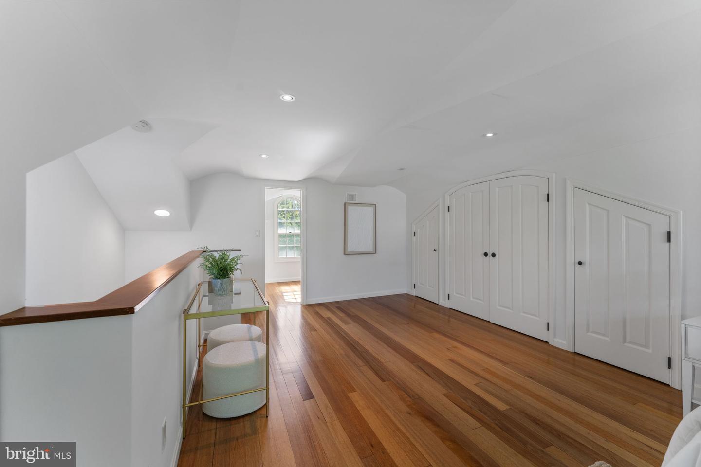 911 S LEE ST, ALEXANDRIA, Virginia 22314, 4 Bedrooms Bedrooms, ,3 BathroomsBathrooms,Residential,For sale,911 S LEE ST,VAAX2045012 MLS # VAAX2045012