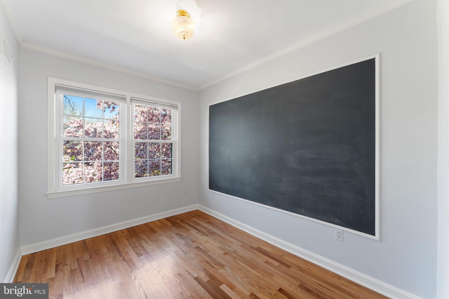 911 S LEE ST, ALEXANDRIA, Virginia 22314, 4 Bedrooms Bedrooms, ,3 BathroomsBathrooms,Residential,For sale,911 S LEE ST,VAAX2045012 MLS # VAAX2045012