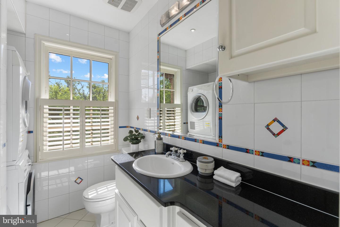 911 S LEE ST, ALEXANDRIA, Virginia 22314, 4 Bedrooms Bedrooms, ,3 BathroomsBathrooms,Residential,For sale,911 S LEE ST,VAAX2045012 MLS # VAAX2045012