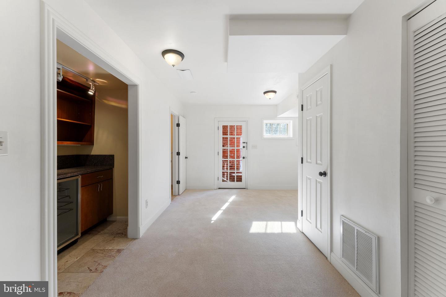 911 S LEE ST, ALEXANDRIA, Virginia 22314, 4 Bedrooms Bedrooms, ,3 BathroomsBathrooms,Residential,For sale,911 S LEE ST,VAAX2045012 MLS # VAAX2045012