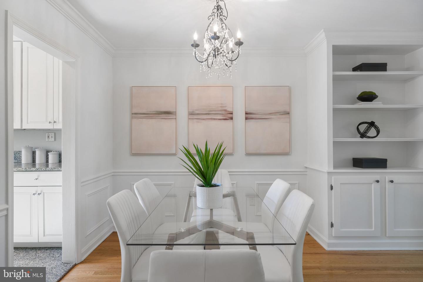 911 S LEE ST, ALEXANDRIA, Virginia 22314, 4 Bedrooms Bedrooms, ,3 BathroomsBathrooms,Residential,For sale,911 S LEE ST,VAAX2045012 MLS # VAAX2045012