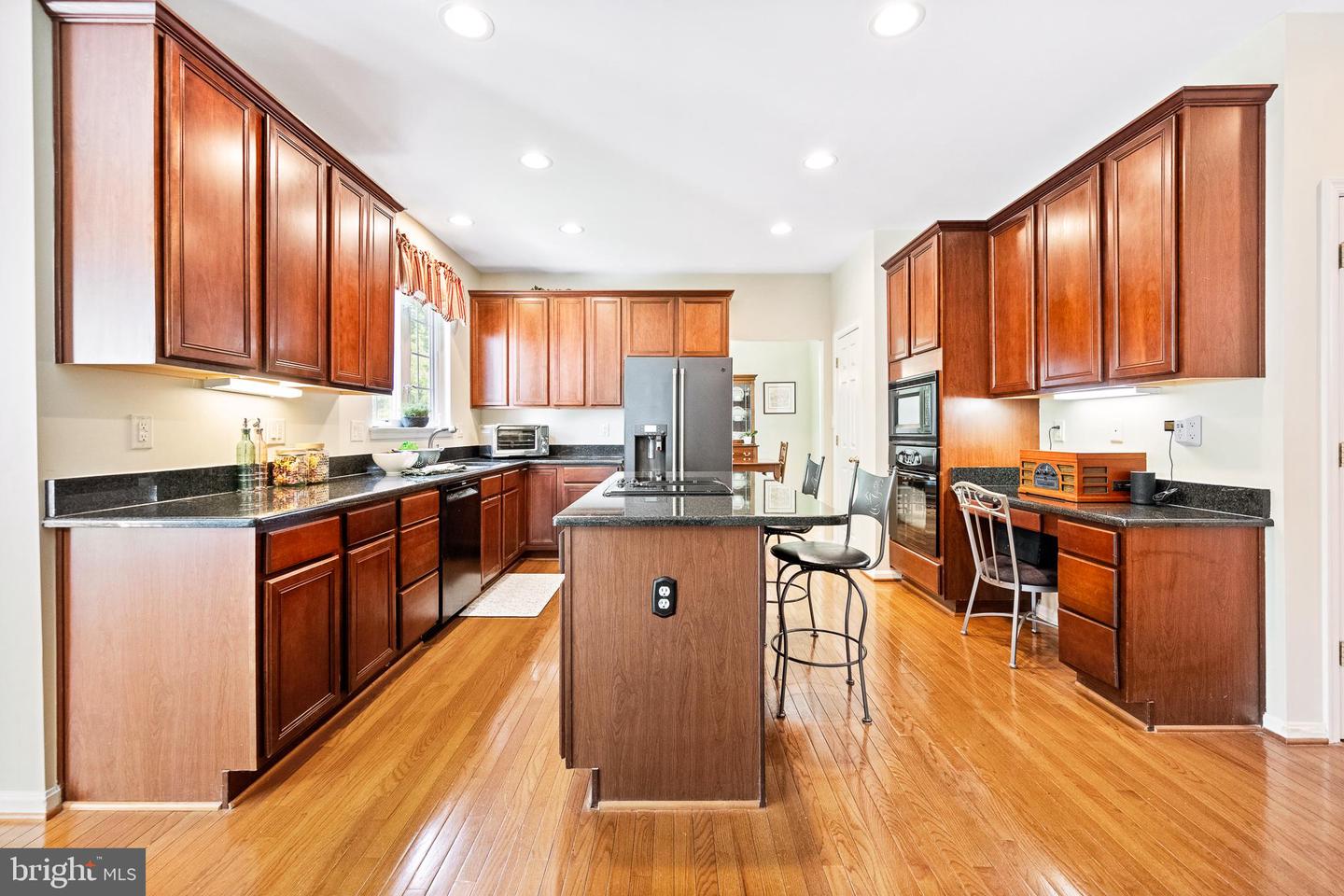 17226 GREENWOOD DR, ROUND HILL, Virginia 20141, 4 Bedrooms Bedrooms, ,2 BathroomsBathrooms,Residential,For sale,17226 GREENWOOD DR,VALO2095572 MLS # VALO2095572