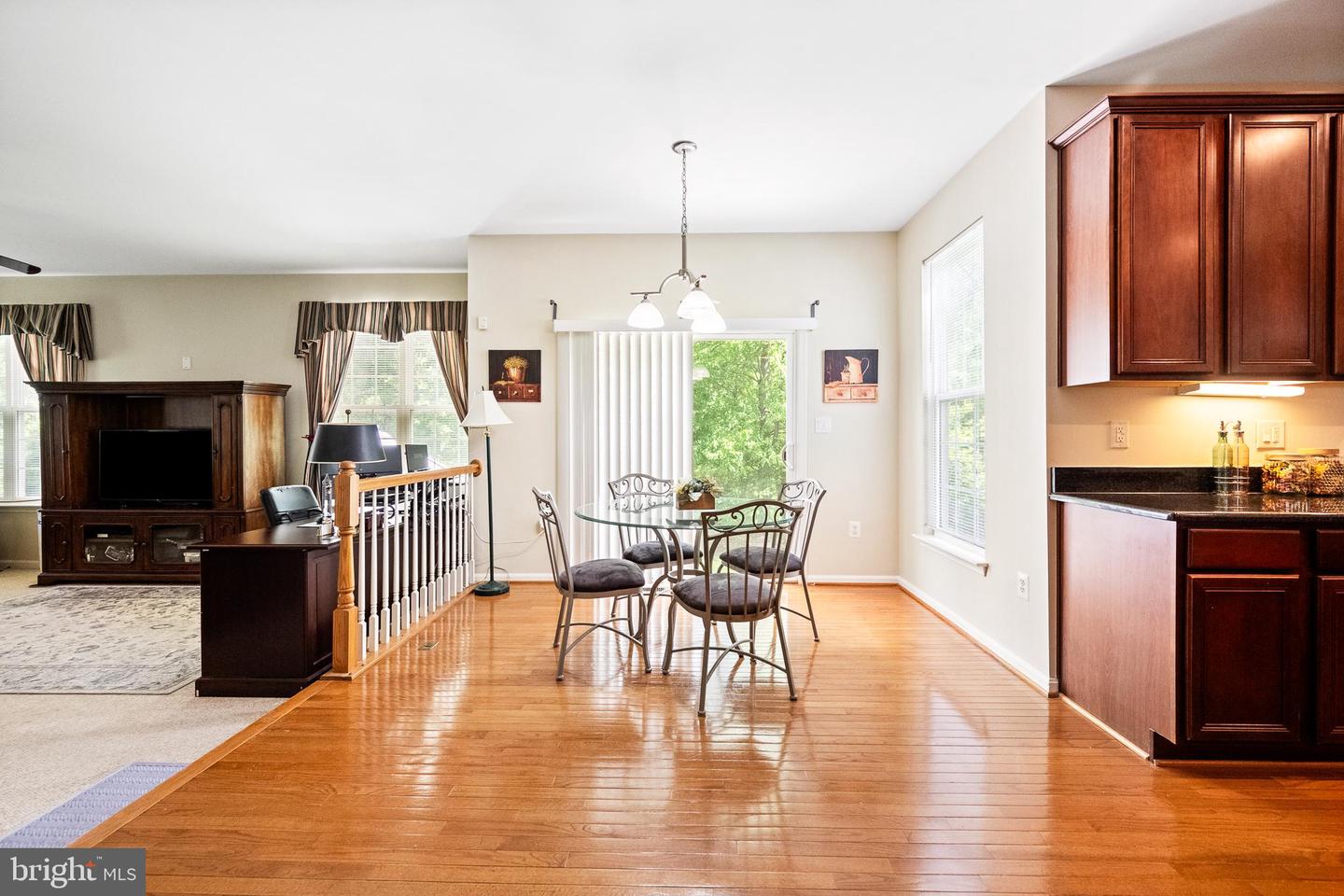 17226 GREENWOOD DR, ROUND HILL, Virginia 20141, 4 Bedrooms Bedrooms, ,2 BathroomsBathrooms,Residential,For sale,17226 GREENWOOD DR,VALO2095572 MLS # VALO2095572