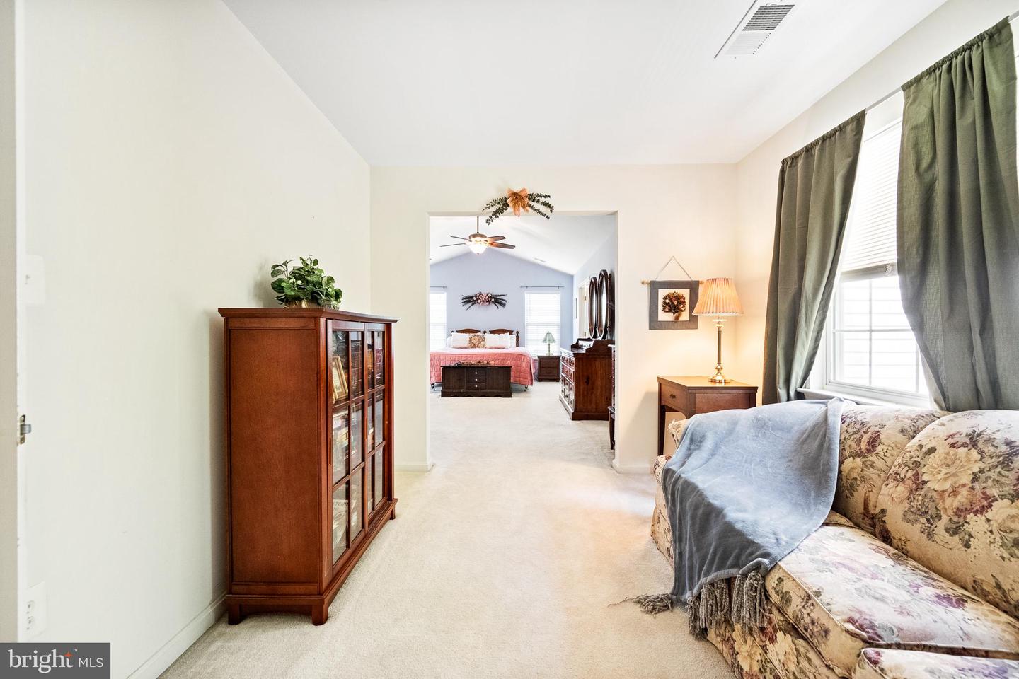 17226 GREENWOOD DR, ROUND HILL, Virginia 20141, 4 Bedrooms Bedrooms, ,2 BathroomsBathrooms,Residential,For sale,17226 GREENWOOD DR,VALO2095572 MLS # VALO2095572
