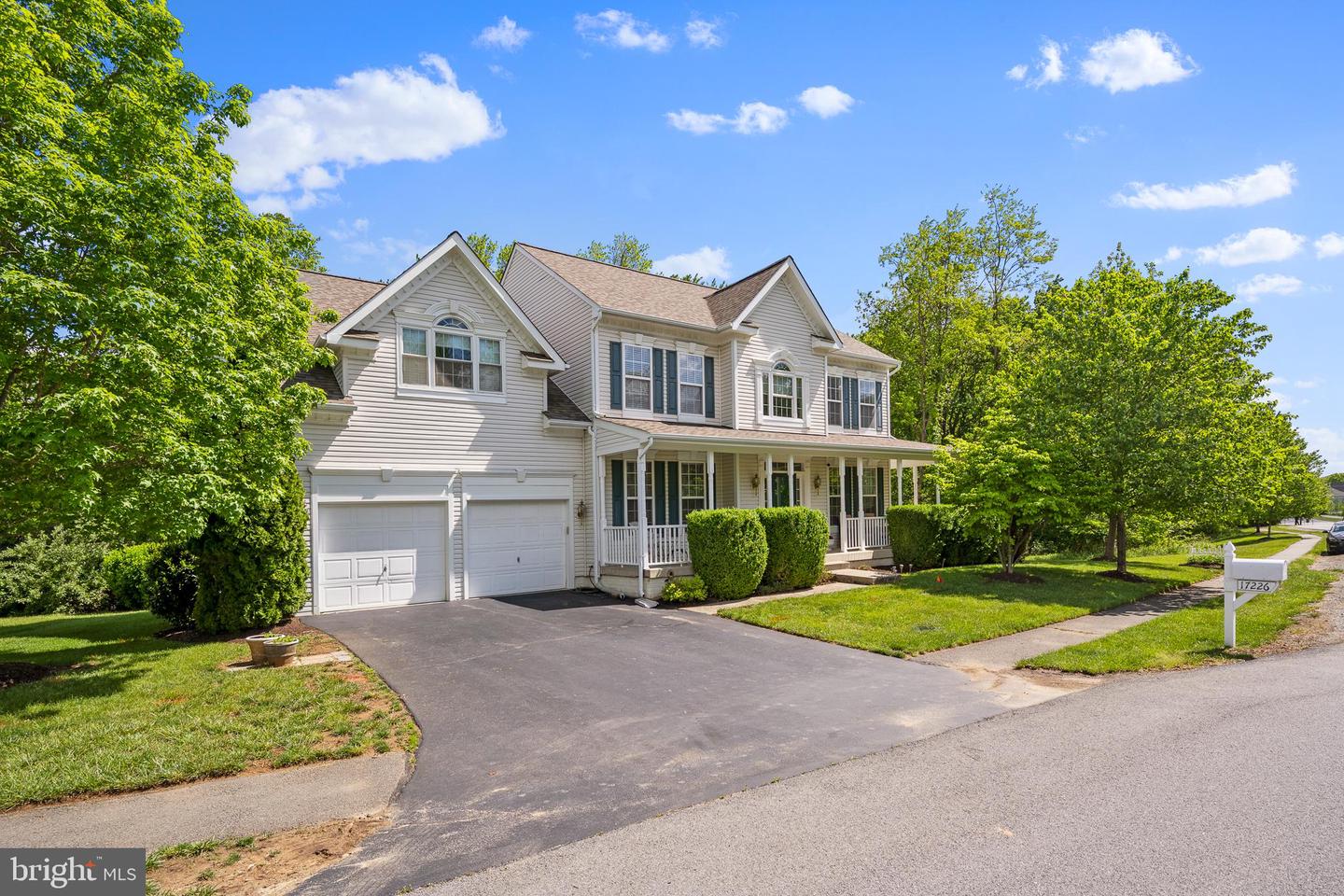 17226 GREENWOOD DR, ROUND HILL, Virginia 20141, 4 Bedrooms Bedrooms, ,2 BathroomsBathrooms,Residential,For sale,17226 GREENWOOD DR,VALO2095572 MLS # VALO2095572