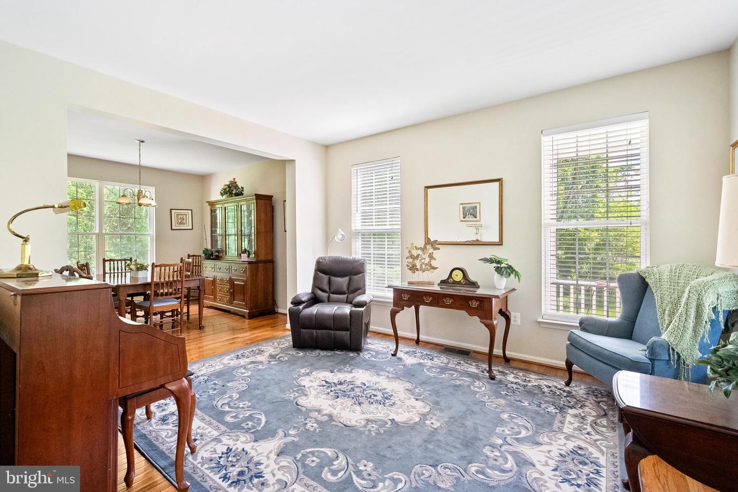 17226 GREENWOOD DR, ROUND HILL, Virginia 20141, 4 Bedrooms Bedrooms, ,2 BathroomsBathrooms,Residential,For sale,17226 GREENWOOD DR,VALO2095572 MLS # VALO2095572