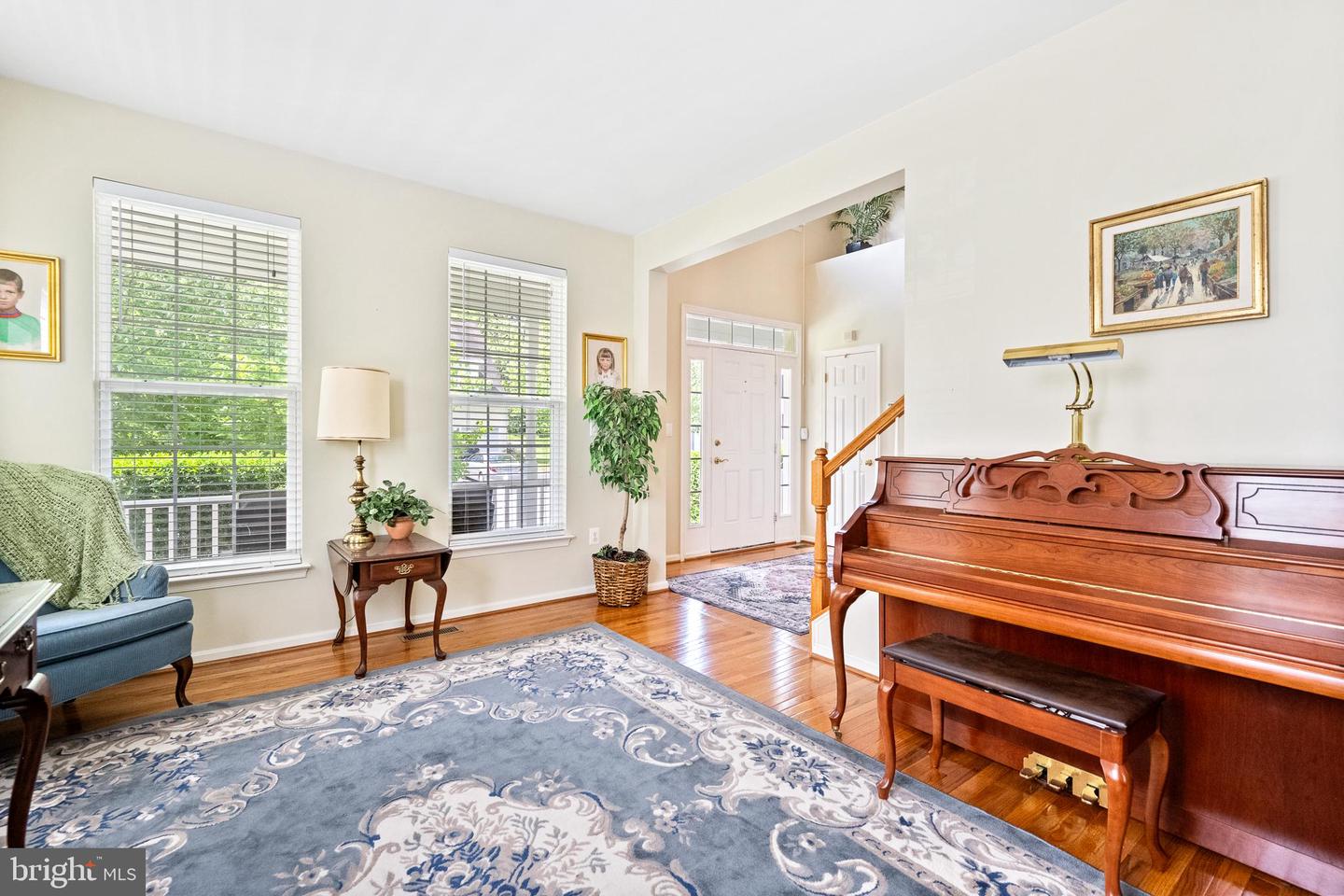17226 GREENWOOD DR, ROUND HILL, Virginia 20141, 4 Bedrooms Bedrooms, ,2 BathroomsBathrooms,Residential,For sale,17226 GREENWOOD DR,VALO2095572 MLS # VALO2095572