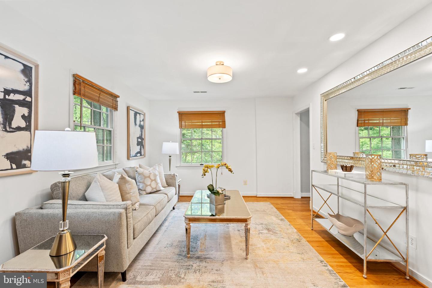 708 W TIMBER BRANCH PKWY, ALEXANDRIA, Virginia 22302, 5 Bedrooms Bedrooms, ,4 BathroomsBathrooms,Residential,For sale,708 W TIMBER BRANCH PKWY,VAAX2044954 MLS # VAAX2044954