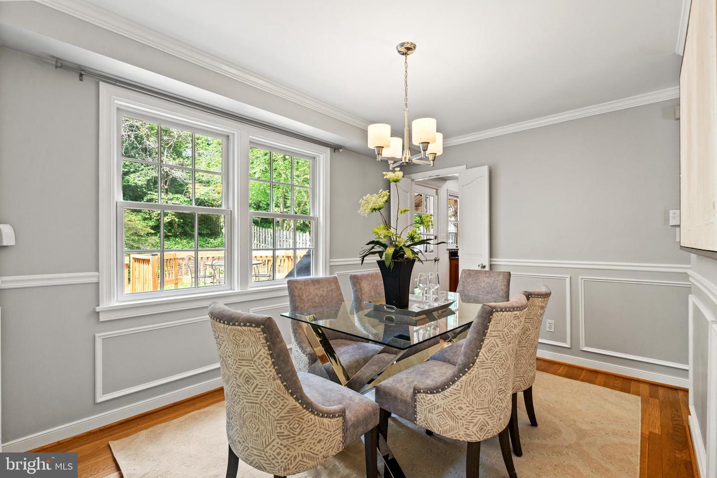 708 W TIMBER BRANCH PKWY, ALEXANDRIA, Virginia 22302, 5 Bedrooms Bedrooms, ,4 BathroomsBathrooms,Residential,For sale,708 W TIMBER BRANCH PKWY,VAAX2044954 MLS # VAAX2044954