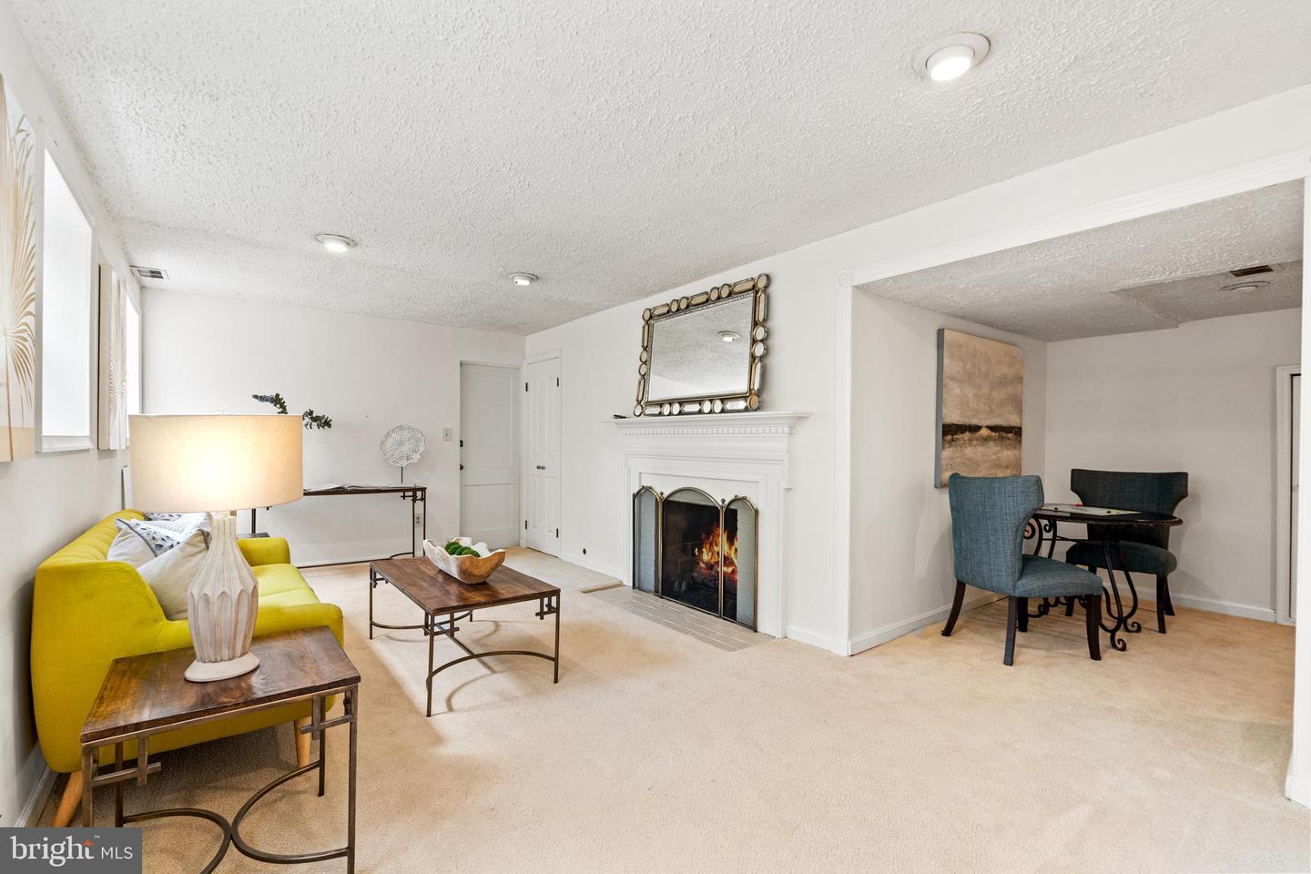 708 W TIMBER BRANCH PKWY, ALEXANDRIA, Virginia 22302, 5 Bedrooms Bedrooms, ,4 BathroomsBathrooms,Residential,For sale,708 W TIMBER BRANCH PKWY,VAAX2044954 MLS # VAAX2044954