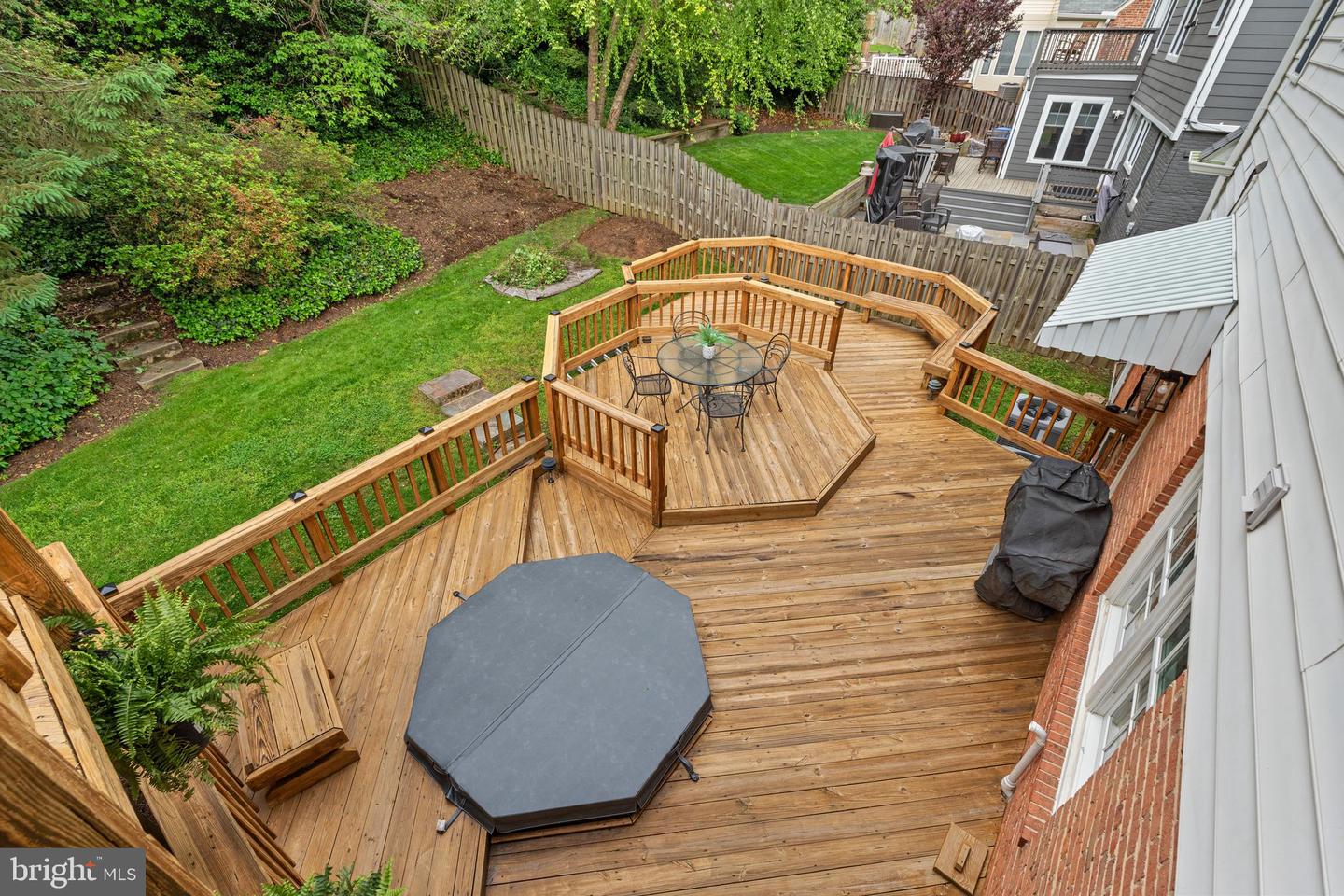 708 W TIMBER BRANCH PKWY, ALEXANDRIA, Virginia 22302, 5 Bedrooms Bedrooms, ,4 BathroomsBathrooms,Residential,For sale,708 W TIMBER BRANCH PKWY,VAAX2044954 MLS # VAAX2044954