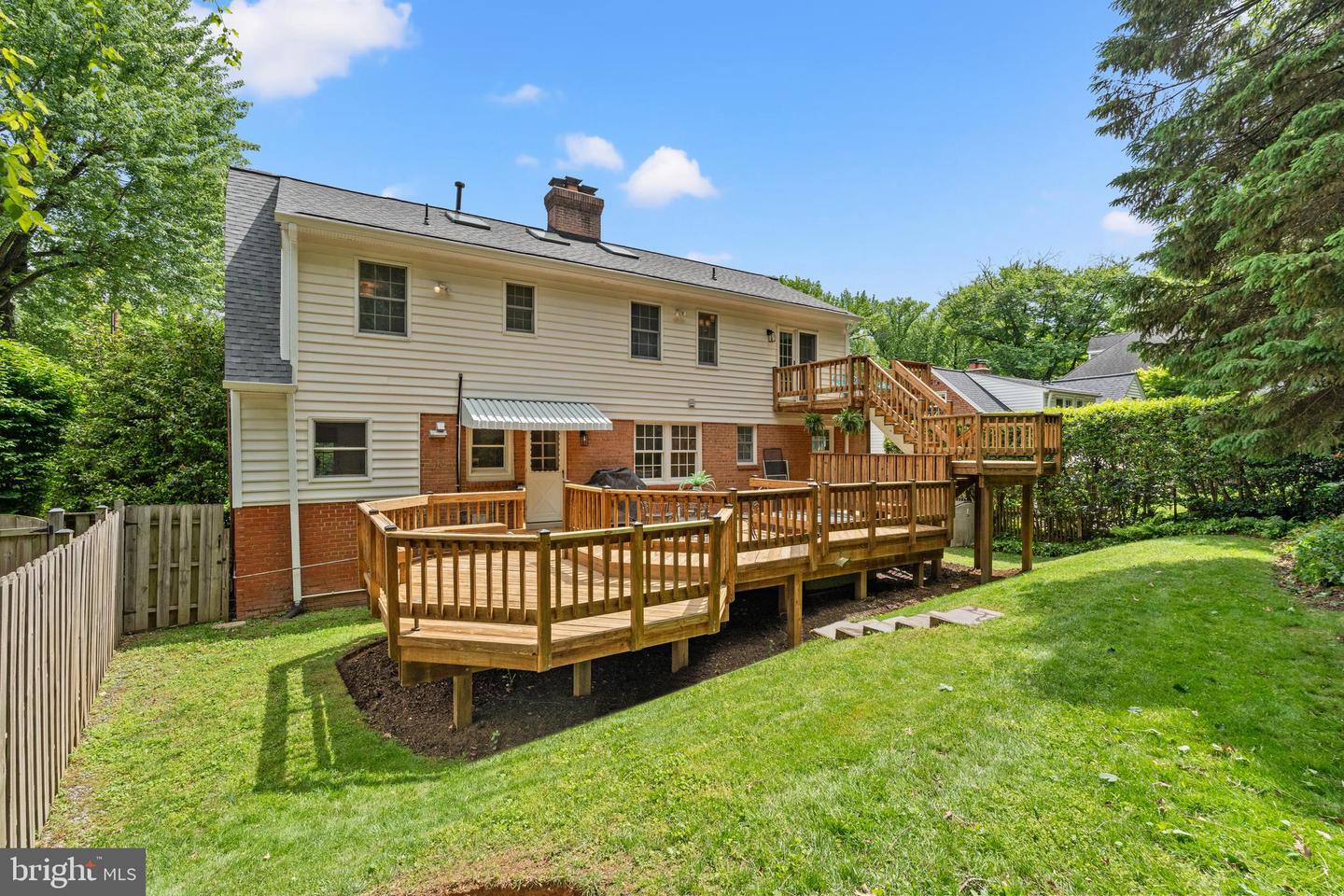 708 W TIMBER BRANCH PKWY, ALEXANDRIA, Virginia 22302, 5 Bedrooms Bedrooms, ,4 BathroomsBathrooms,Residential,For sale,708 W TIMBER BRANCH PKWY,VAAX2044954 MLS # VAAX2044954