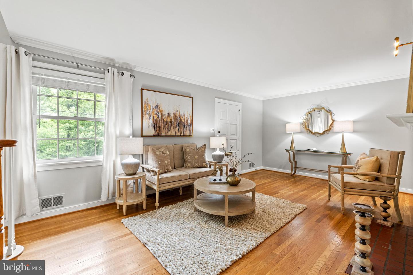 708 W TIMBER BRANCH PKWY, ALEXANDRIA, Virginia 22302, 5 Bedrooms Bedrooms, ,4 BathroomsBathrooms,Residential,For sale,708 W TIMBER BRANCH PKWY,VAAX2044954 MLS # VAAX2044954