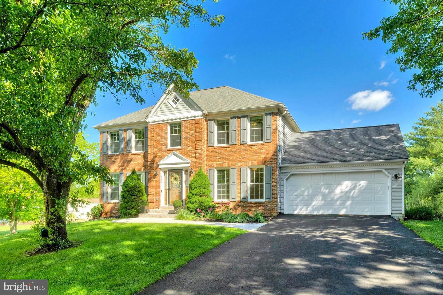 3004 DOWER HOUSE DR, HERNDON, Virginia 20171, 4 Bedrooms Bedrooms, ,3 BathroomsBathrooms,Residential,For sale,3004 DOWER HOUSE DR,VAFX2238786 MLS # VAFX2238786