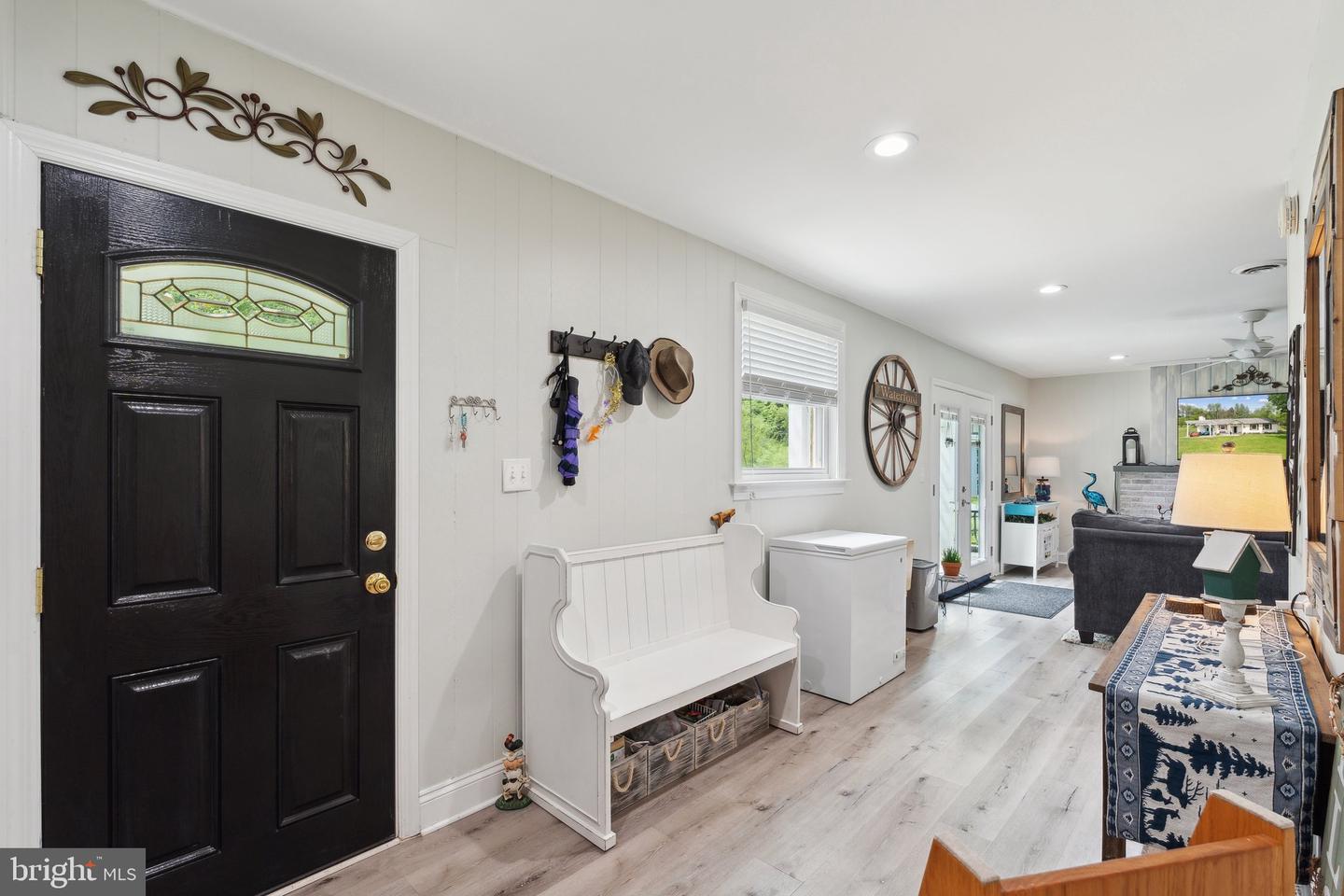14681 ROSE HOLLOW LN, WATERFORD, Virginia 20197, 3 Bedrooms Bedrooms, ,2 BathroomsBathrooms,Residential,For sale,14681 ROSE HOLLOW LN,VALO2095666 MLS # VALO2095666