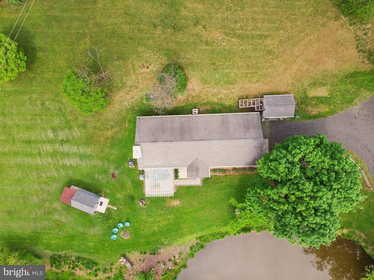14681 ROSE HOLLOW LN, WATERFORD, Virginia 20197, 3 Bedrooms Bedrooms, ,2 BathroomsBathrooms,Residential,For sale,14681 ROSE HOLLOW LN,VALO2095666 MLS # VALO2095666