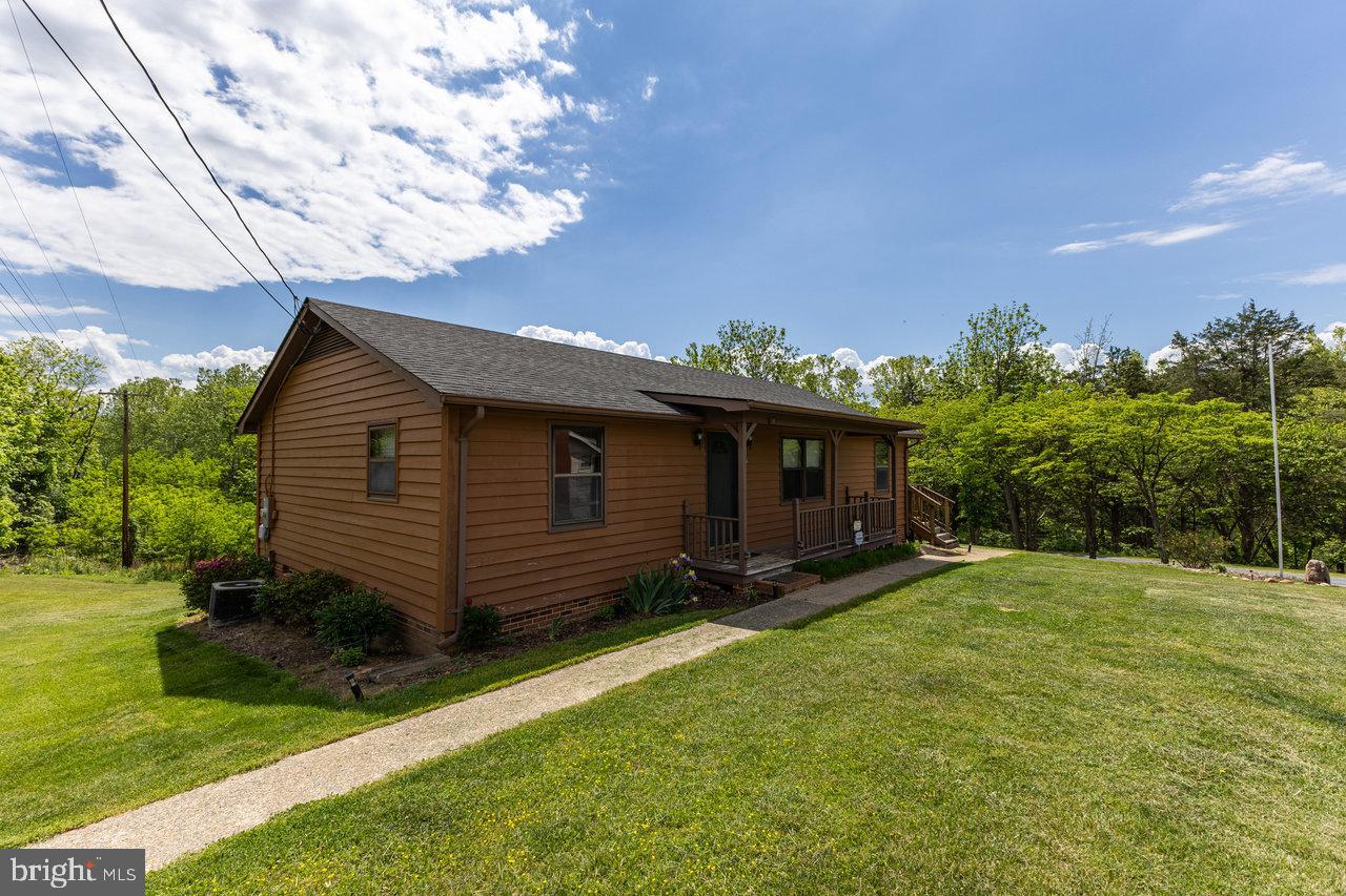 113 DOCK ST, LURAY, Virginia 22835, 3 Bedrooms Bedrooms, ,2 BathroomsBathrooms,Residential,For sale,113 DOCK ST,VAPA2004872 MLS # VAPA2004872