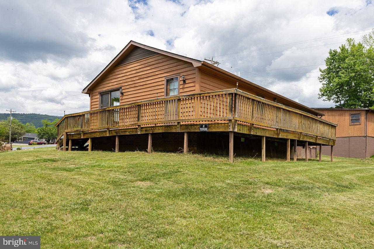113 DOCK ST, LURAY, Virginia 22835, 3 Bedrooms Bedrooms, ,2 BathroomsBathrooms,Residential,For sale,113 DOCK ST,VAPA2004872 MLS # VAPA2004872