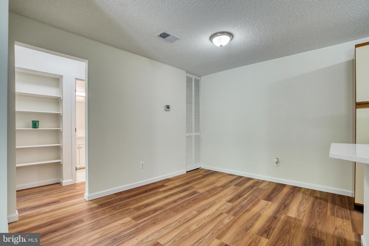 11717-D SUMMERCHASE CIR, RESTON, Virginia 20194, 1 Bedroom Bedrooms, 4 Rooms Rooms,1 BathroomBathrooms,Residential,For sale,11717-D SUMMERCHASE CIR,VAFX2238636 MLS # VAFX2238636