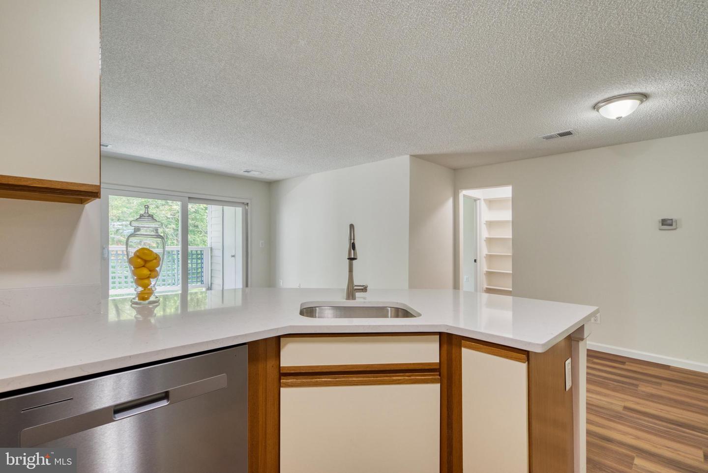 11717-D SUMMERCHASE CIR, RESTON, Virginia 20194, 1 Bedroom Bedrooms, 4 Rooms Rooms,1 BathroomBathrooms,Residential,For sale,11717-D SUMMERCHASE CIR,VAFX2238636 MLS # VAFX2238636