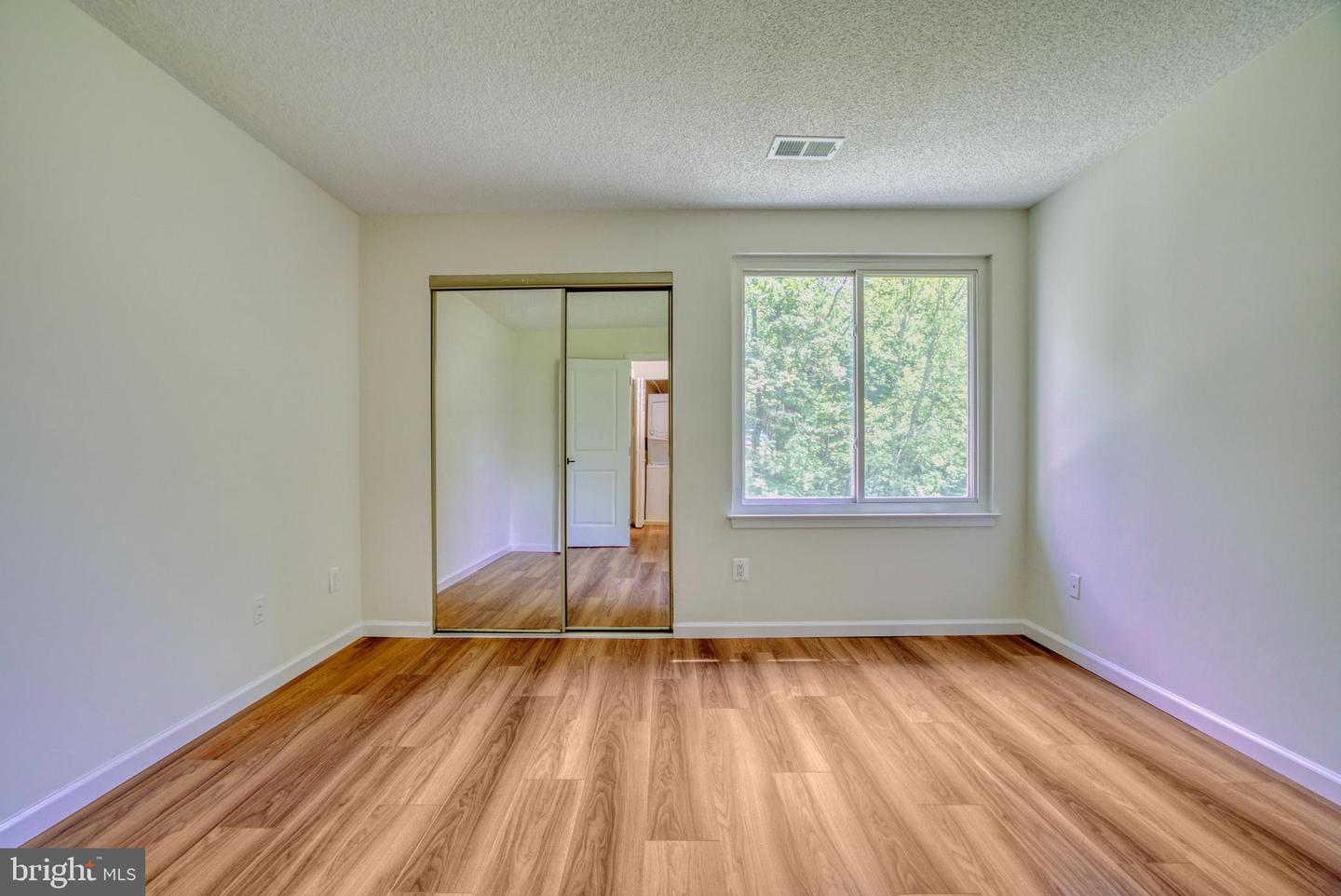 11717-D SUMMERCHASE CIR, RESTON, Virginia 20194, 1 Bedroom Bedrooms, 4 Rooms Rooms,1 BathroomBathrooms,Residential,For sale,11717-D SUMMERCHASE CIR,VAFX2238636 MLS # VAFX2238636