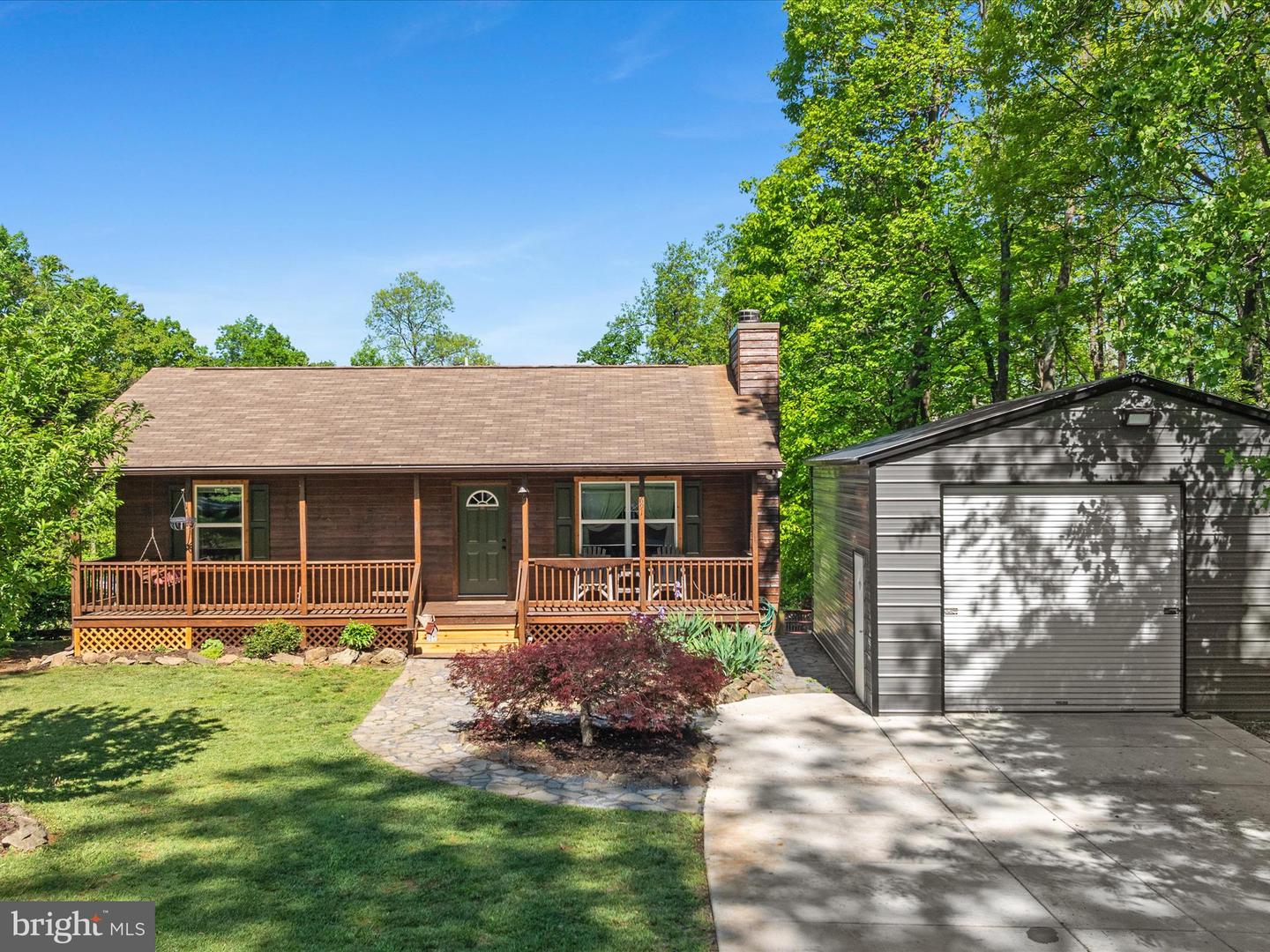 2691 HIGH TOP RD, LINDEN, Virginia 22642, 4 Bedrooms Bedrooms, ,2 BathroomsBathrooms,Residential,For sale,2691 HIGH TOP RD,VAWR2011072 MLS # VAWR2011072