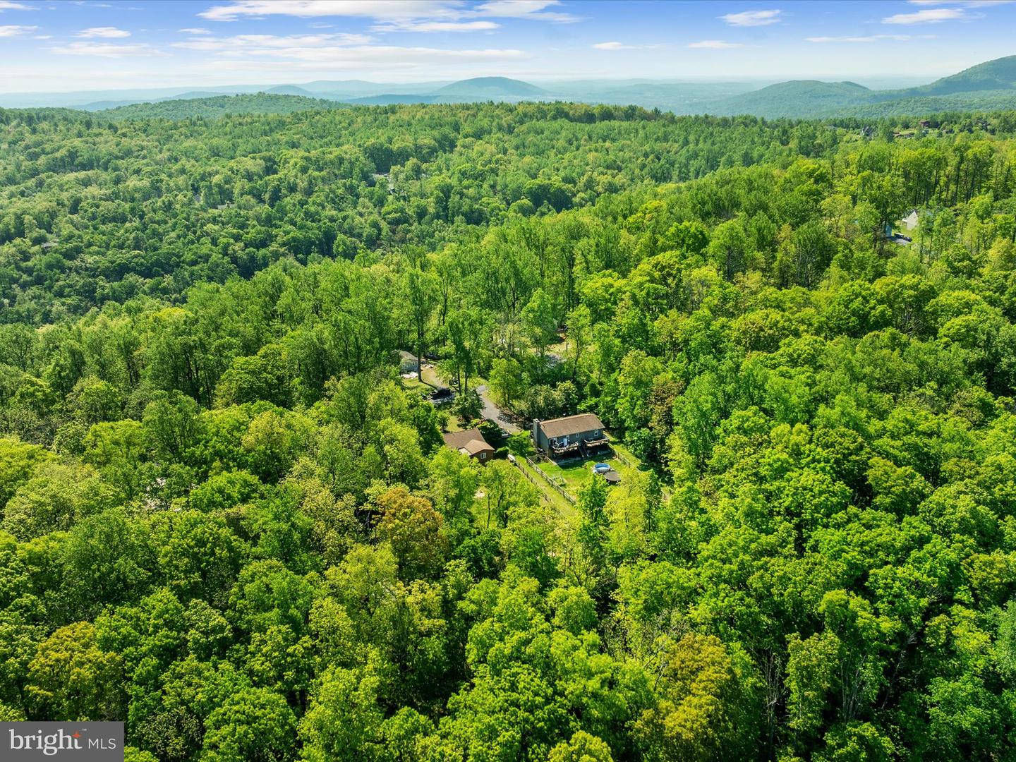 2691 HIGH TOP RD, LINDEN, Virginia 22642, 4 Bedrooms Bedrooms, ,2 BathroomsBathrooms,Residential,For sale,2691 HIGH TOP RD,VAWR2011072 MLS # VAWR2011072