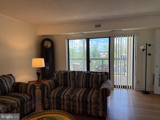 205 YOAKUM PKWY #319, ALEXANDRIA, Virginia 22304, 2 Bedrooms Bedrooms, 5 Rooms Rooms,2 BathroomsBathrooms,Residential,For sale,205 YOAKUM PKWY #319,VAAX2045044 MLS # VAAX2045044