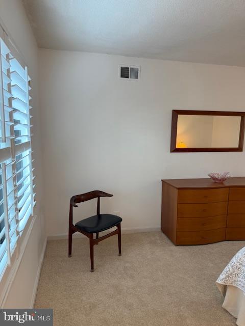205 YOAKUM PKWY #319, ALEXANDRIA, Virginia 22304, 2 Bedrooms Bedrooms, 5 Rooms Rooms,2 BathroomsBathrooms,Residential,For sale,205 YOAKUM PKWY #319,VAAX2045044 MLS # VAAX2045044