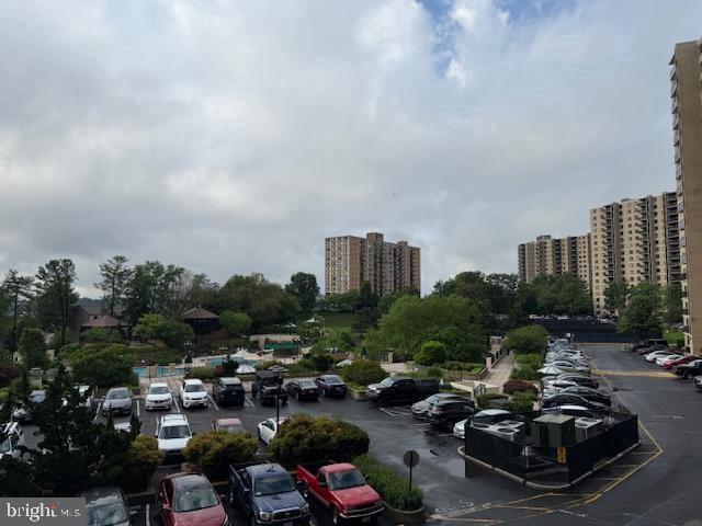 205 YOAKUM PKWY #319, ALEXANDRIA, Virginia 22304, 2 Bedrooms Bedrooms, 5 Rooms Rooms,2 BathroomsBathrooms,Residential,For sale,205 YOAKUM PKWY #319,VAAX2045044 MLS # VAAX2045044