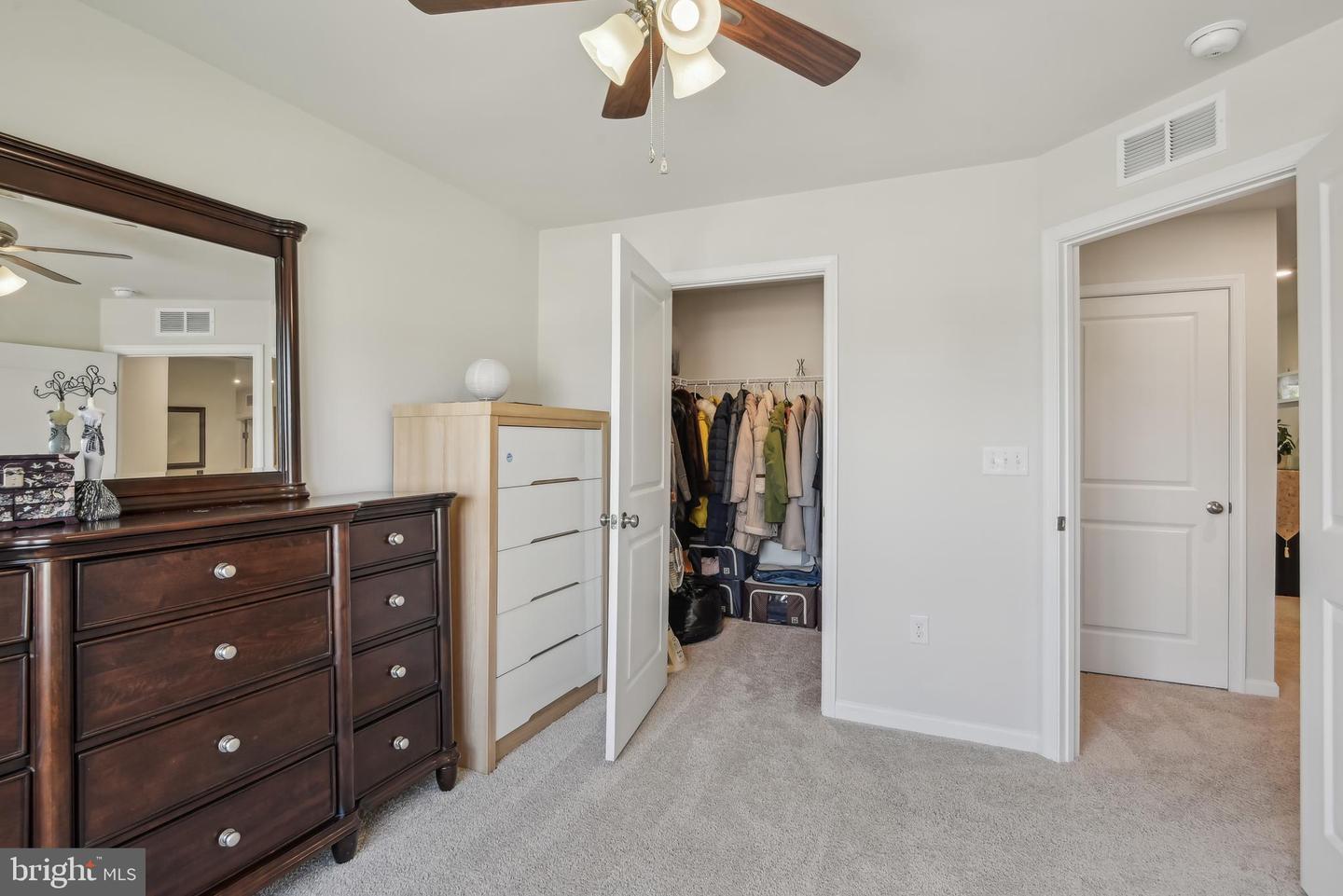 209 ELM ST, STAFFORD, Virginia 22554, 6 Bedrooms Bedrooms, 18 Rooms Rooms,4 BathroomsBathrooms,Residential,For sale,209 ELM ST,VAST2038582 MLS # VAST2038582