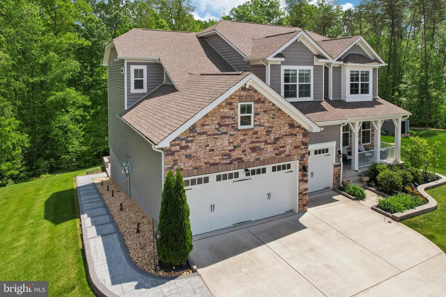 209 ELM ST, STAFFORD, Virginia 22554, 6 Bedrooms Bedrooms, 18 Rooms Rooms,4 BathroomsBathrooms,Residential,For sale,209 ELM ST,VAST2038582 MLS # VAST2038582