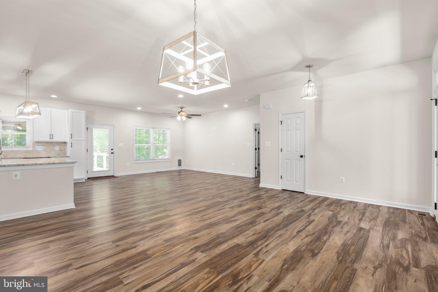 4301 CREIGHTON LN, SPOTSYLVANIA, Virginia 22551, 4 Bedrooms Bedrooms, ,3 BathroomsBathrooms,Residential,For sale,4301 CREIGHTON LN,VASP2032870 MLS # VASP2032870
