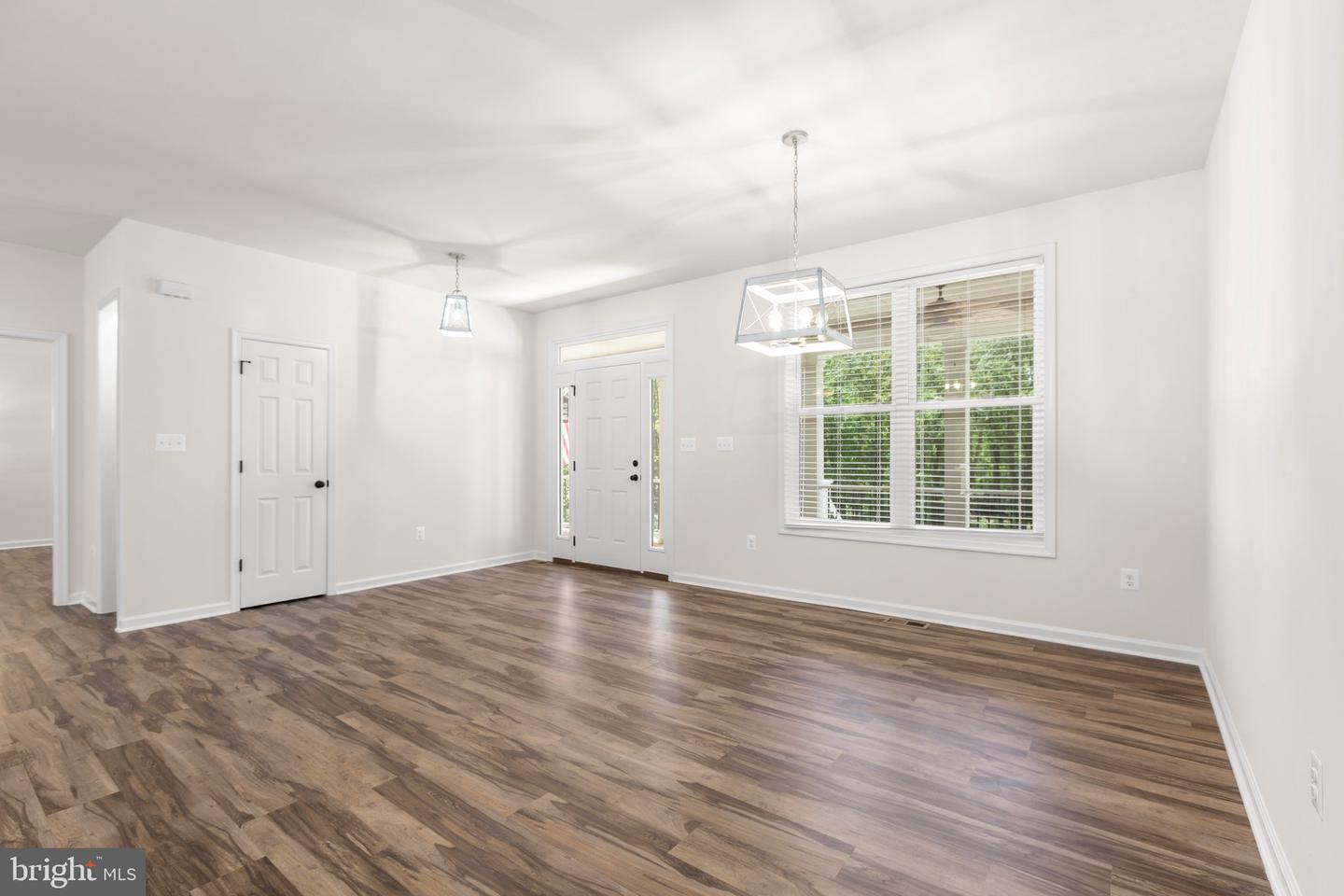 4301 CREIGHTON LN, SPOTSYLVANIA, Virginia 22551, 4 Bedrooms Bedrooms, ,3 BathroomsBathrooms,Residential,For sale,4301 CREIGHTON LN,VASP2032870 MLS # VASP2032870