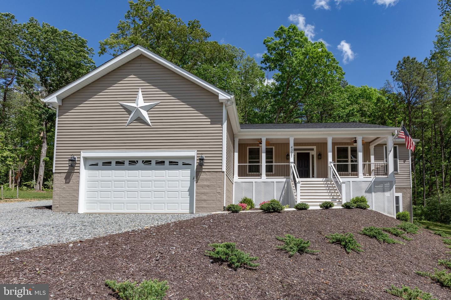 4301 CREIGHTON LN, SPOTSYLVANIA, Virginia 22551, 4 Bedrooms Bedrooms, ,3 BathroomsBathrooms,Residential,For sale,4301 CREIGHTON LN,VASP2032870 MLS # VASP2032870