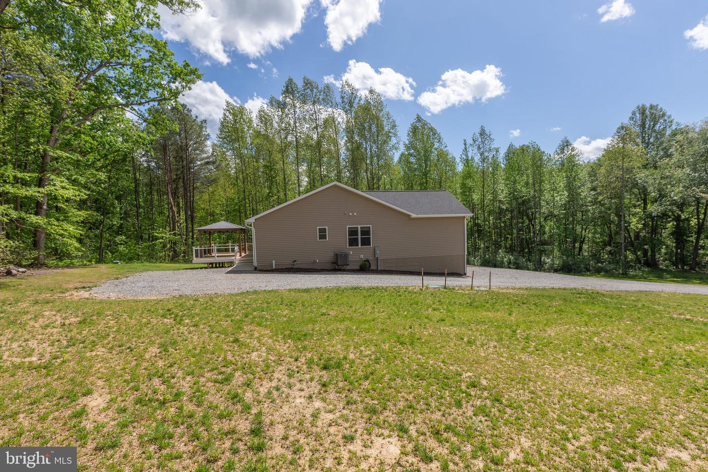 4301 CREIGHTON LN, SPOTSYLVANIA, Virginia 22551, 4 Bedrooms Bedrooms, ,3 BathroomsBathrooms,Residential,For sale,4301 CREIGHTON LN,VASP2032870 MLS # VASP2032870