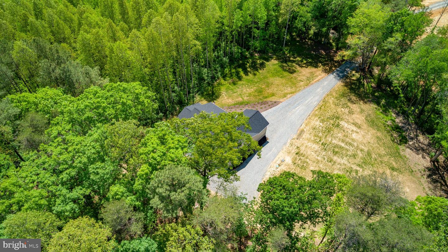 4301 CREIGHTON LN, SPOTSYLVANIA, Virginia 22551, 4 Bedrooms Bedrooms, ,3 BathroomsBathrooms,Residential,For sale,4301 CREIGHTON LN,VASP2032870 MLS # VASP2032870