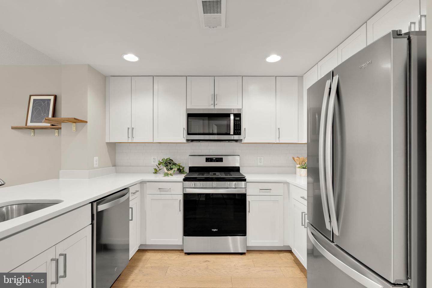 50 FLORIDA AVE NE #312, WASHINGTON, District Of Columbia 20002, 1 Bedroom Bedrooms, ,1 BathroomBathrooms,Residential,For sale,50 FLORIDA AVE NE #312,DCDC2199308 MLS # DCDC2199308